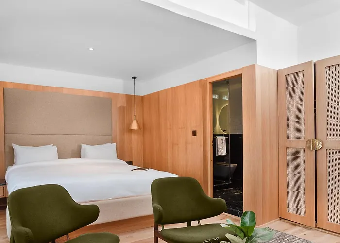 Hotel Nomad Lazimpat 4*